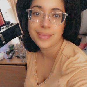 Meet your Posher, Nadia